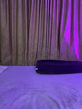 SavageBond  online show from 02-11-26, 05:56