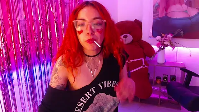 Snapshot of mere_in_redd chatting on 05-11-26, 04:04 mere in redd online show from 05-11-26, 04:04