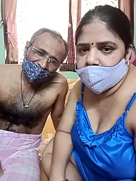 HoneyHush online show from 03-07-26, 09:39