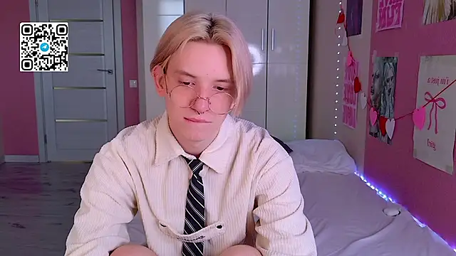 Ron Vilss online show from 04-26-26, 04:32