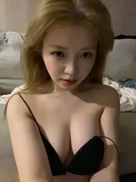 Snapshot of Rabbit-15 chatting on 05-07-26, 01:16 Rabbit-15 online show from 05-07-26, 01:16