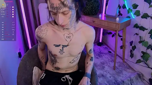 Snapshot of swagamee chatting on 02-10-26, 09:19 swagamee online show from 02-10-26, 09:19