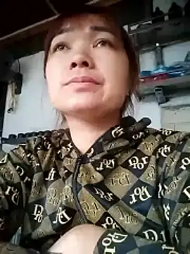 cute-hiphop online show from 05-17-26, 11:45