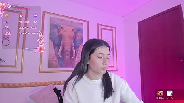 charlottee27  online show from 07-10-26, 02:16