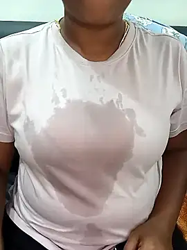 Chinnima143 online show from 04-20-26, 05:48