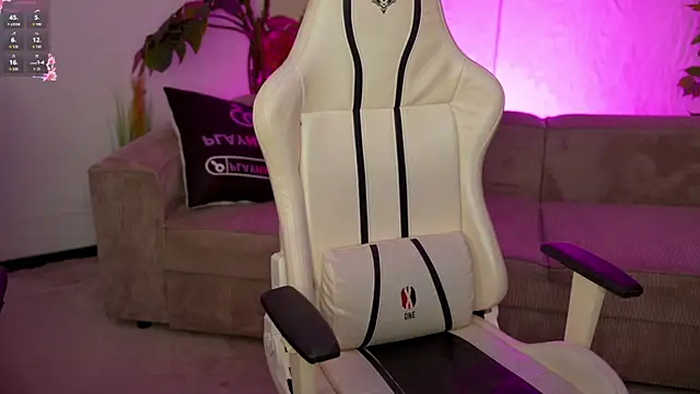 Zlata Sky online show from 10-24-25, 02:46