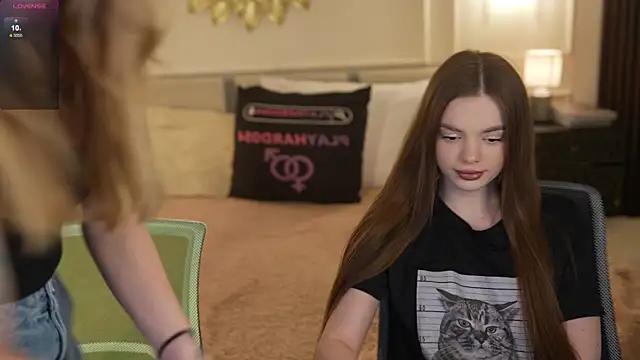 Snapshot of Zlata_Sky chatting on 05-29-26, 06:39 Zlata Sky online show from 05-29-26, 06:39