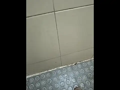 Snapshot of hotboy_pune1 chatting on 02-10-26, 08:35 hotboy pune1 online show from 02-10-26, 08:35