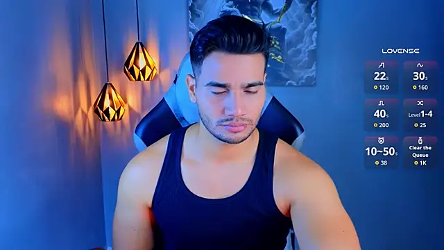 AndresRodriguez1 online show from 04-19-26, 11:53