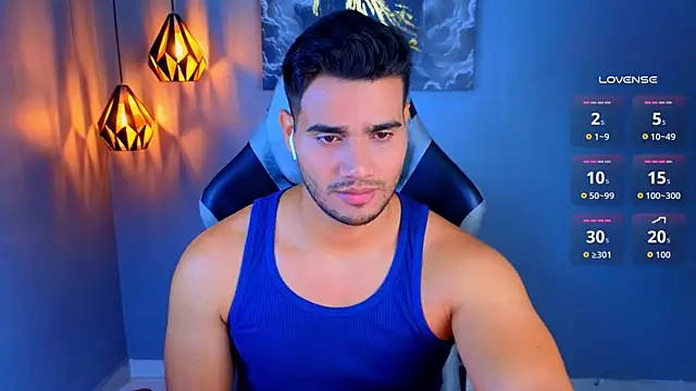 AndresRodriguez1 online show from 04-21-26, 12:33