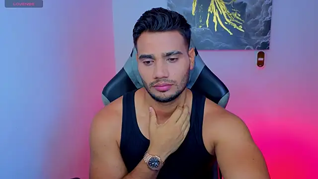 AndresRodriguez1 online show from 06-09-26, 01:12