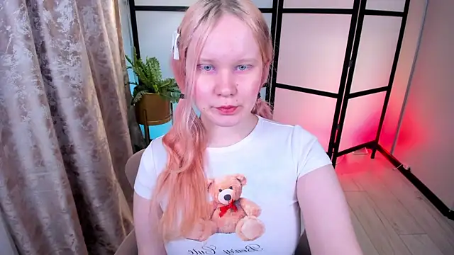 AnnieVibe online show from 04-18-26, 05:39