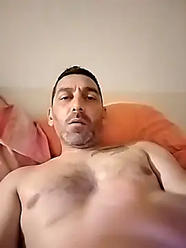 Snapshot of Spider2828 chatting on 04-09-26, 07:30 Spider2828 online show from 04-09-26, 07:30