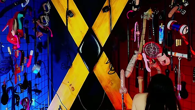 Candyqueen bdsm  online show from 03-23-26, 08:57