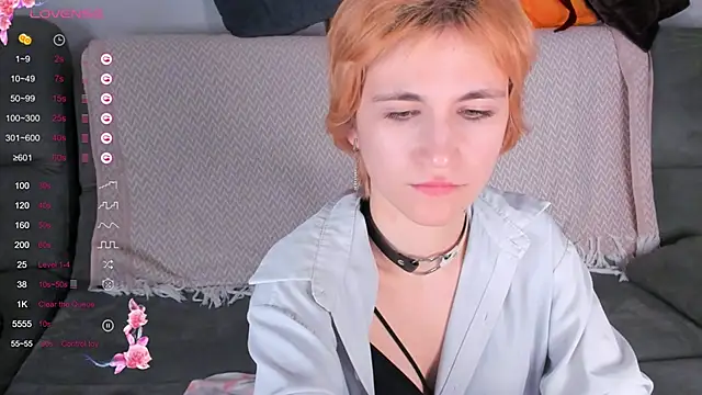 AutumnWhisper online show from 04-19-26, 06:10