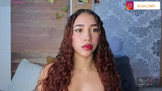 LiaHansson00 online show from 04-09-26, 04:12