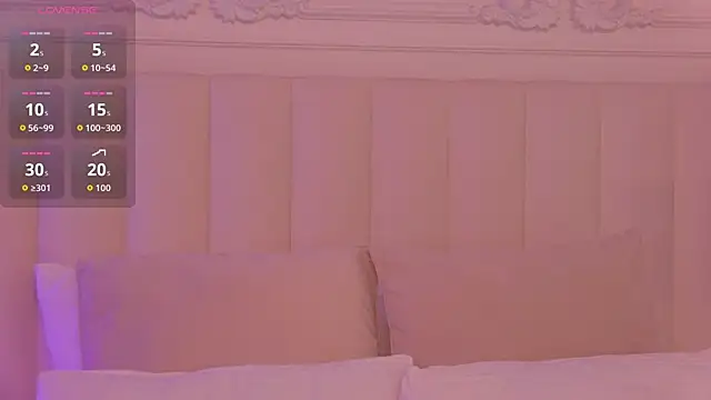 AlisseMoore online show from 04-21-26, 06:52