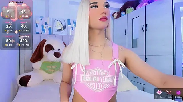 Snapshot of baby_cleo_ chatting on 03-11-26, 10:05 baby cleo online show from 03-11-26, 10:05