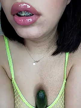 kamilia sexyy online show from 04-20-26, 12:30