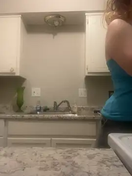 Snapshot of flowergirl88 chatting on 02-06-26, 01:10 flowergirl88 online show from 02-06-26, 01:10