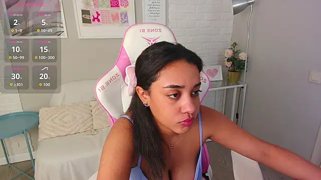 Luna Cortier online show from 03-07-26, 05:37