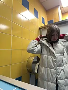 Snapshot of Bubble_Chloe chatting on 02-14-26, 08:22 Bubble Chloe online show from 02-14-26, 08:22