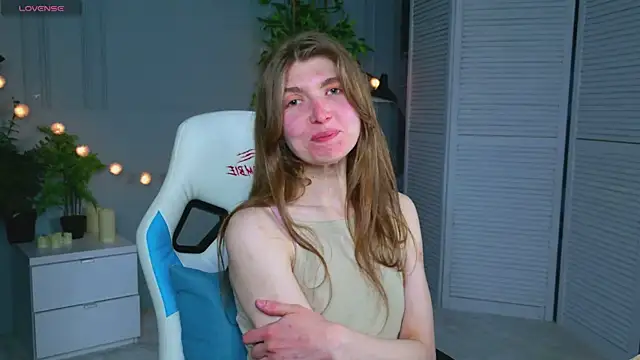 Bubble Chloe online show from 03-19-26, 02:21