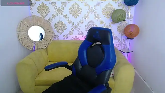 ALISS M  online show from 02-09-26, 10:25