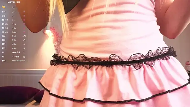 SharonNightt online show from 05-20-26, 04:35