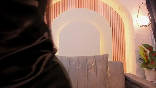 violet scott  online show from 02-28-26, 10:27