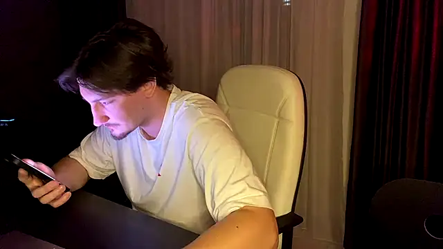 Snapshot of Adam_ice chatting on 02-26-26, 07:35 Adam ice online show from 02-26-26, 07:35