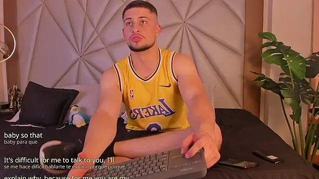 valenssio moretti online show from 03-26-26, 03:45