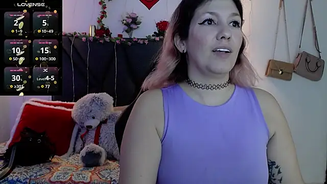 Sharma Amayra online show from 04-20-26, 07:26