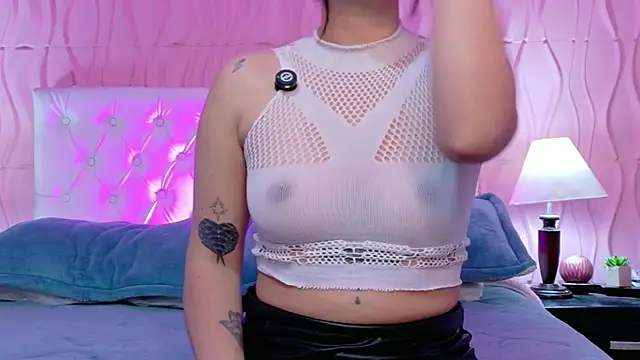 Mia Cherry   online show from 05-18-26, 01:17