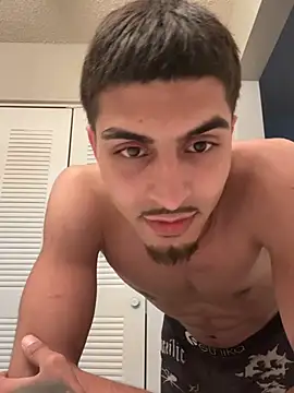 Snapshot of UncensoredAladdin chatting on 04-16-26, 09:21 UncensoredAladdin online show from 04-16-26, 09:21