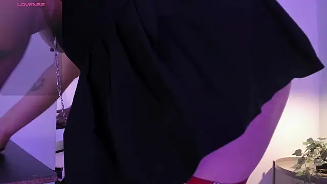 Snapshot of alice_rodman chatting on 03-01-26, 01:57 alice rodman online show from 03-01-26, 01:57