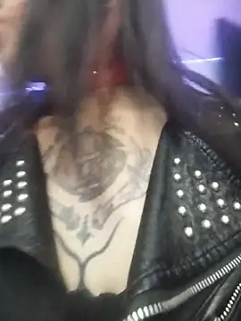 Snapshot of missfungi8 chatting on 02-21-26, 02:01 missfungi8 online show from 02-21-26, 02:01