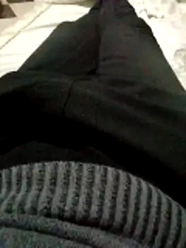 Snapshot of Aww21 chatting on 03-24-26, 12:04 Aww21 online show from 03-24-26, 12:04