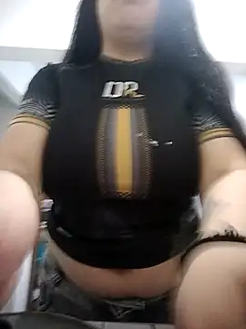 Snapshot of Hammys-stevee chatting on 02-27-26, 02:44 Hammys-stevee online show from 02-27-26, 02:44