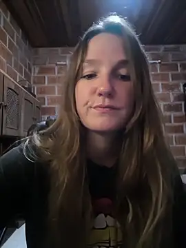 Snapshot of Loirinha_surf chatting on 03-06-26, 02:08 Loirinha surf online show from 03-06-26, 02:08