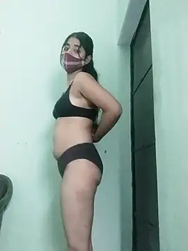 Kitti-Sharma online show from 04-09-26, 01:49