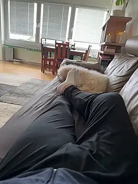 Snapshot of hungryMaya chatting on 03-17-26, 11:57 hungryMaya online show from 03-17-26, 11:57