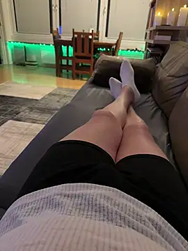 Snapshot of hungryMaya chatting on 03-21-26, 12:48 hungryMaya online show from 03-21-26, 12:48