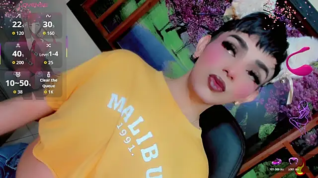 Snapshot of Maddye_Fox chatting on 04-22-26, 07:15 Maddye Fox online show from 04-22-26, 07:15