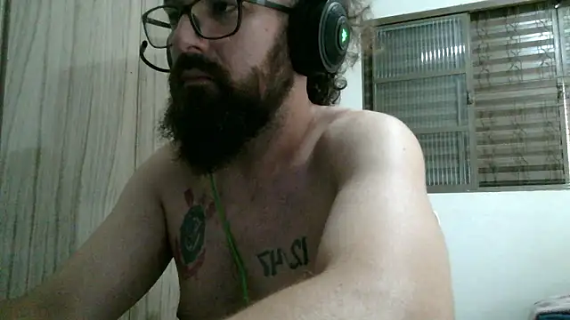 Redlovecouple online show from 02-12-26, 03:07