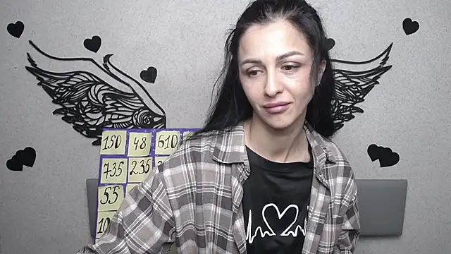 EvaClarkk online show from 06-01-26, 05:09
