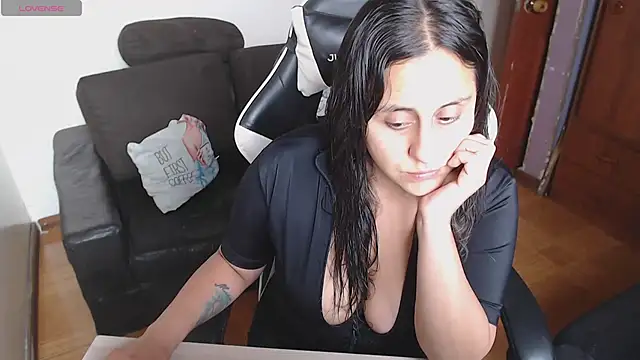 MeliisaRobers online show from 04-20-26, 08:21