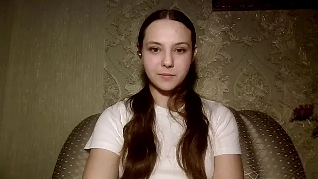 YuniNeko online show from 04-11-26, 05:17