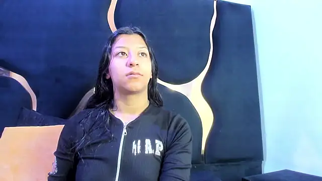 Vaneline2 online show from 06-05-26, 02:12