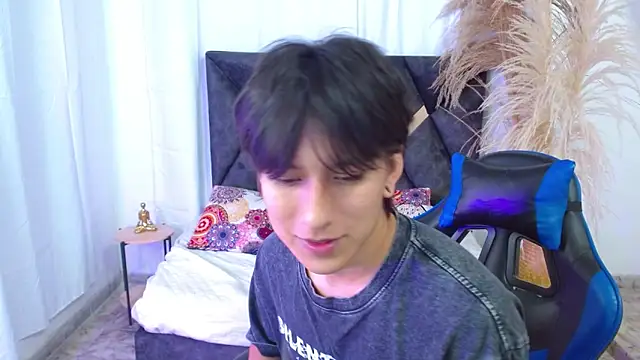 nikoo 18 online show from 02-28-26, 01:23